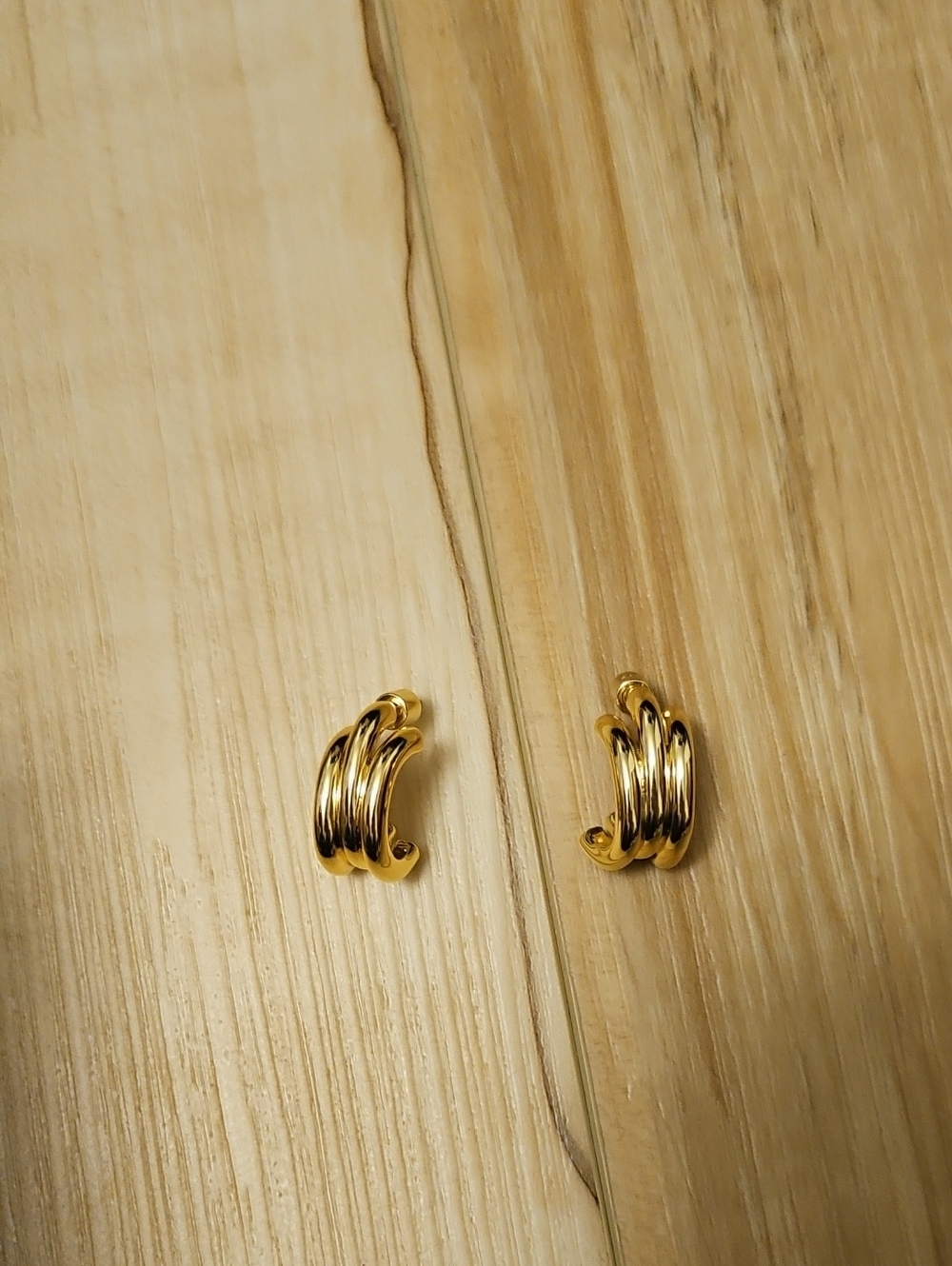 Gold Multi-Band Clip Hoop Earrings - Women Jewelry